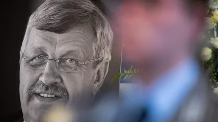 „Hat mich sehr befremdet“: Lübcke-Witwe kritisiert Merz nach Wahlkampfrede scharf