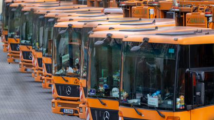 Müllabfuhr fällt aus, Recyclinghöfe geschlossen: Beschäftigte der Berliner Stadtreinigung setzen Streiks fort