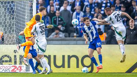 2. Bundesliga: Schalker Auswärtspremiere: Nächster Tiefschlag für Hertha