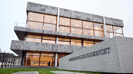 Von mehreren Abgeordneten: Neue Eilanträge in Karlsruhe sollen Beschluss über Finanzpaket verhindern