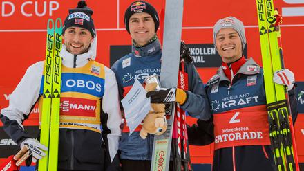 Weltcup am Holmenkollen: Ehrenrunde in Oslo: Riiber schenkt Gesamtweltcup ab