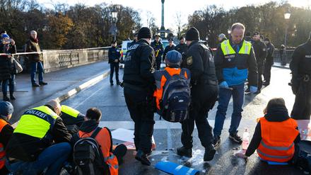 Kriminelle Vereinigung?: Anklage gegen fünf Klimaaktivisten