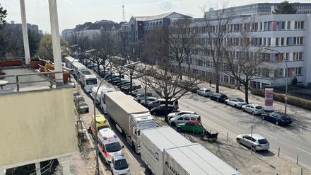 Nach Brückensperrung im Berliner Westen: A100 wieder Richtung Norden befahrbar – Lkw müssen auf Nebenstraßen ausweichen