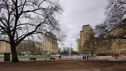 „Nicht bauzeitliche Fremdkörper“: Gericht verbietet Schrauben für Fliesen an Berliner DDR-Prestigebau