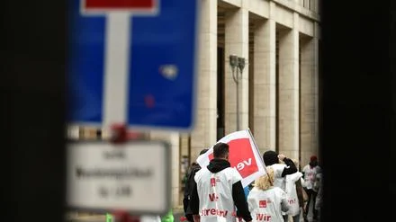 Tarifstreit: Unbefristeter Streik bei Charité-Tochter CFM