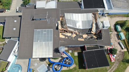 Sanierung: Schwimmbad in Schwedt nach Dacheinsturz wiederer&ouml;ffnet