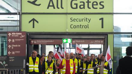 Aufatmen bei Airlines und Reisenden: Tarifeinigung beim Luftsicherheitspersonal – keine Streiks zu Ostern
