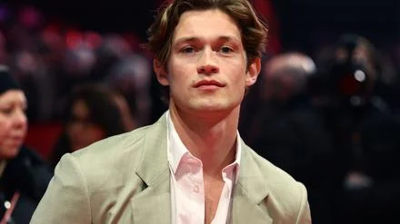 Leute: Damian Hardung sieht sich automatisch in AfD-Debatte gezogen