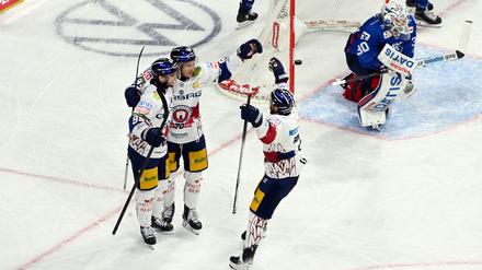 Scharfe Mannheimer Currywürste und scharfe Berliner Spielzüge: Die Eisbären stehen im Finale
