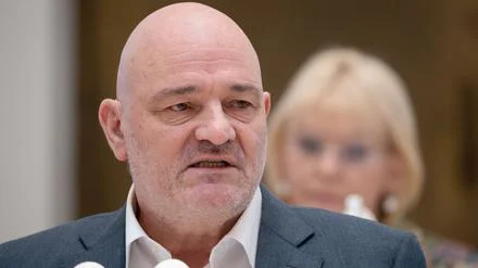 Parteispitze: Finanzminister Crumbach will BSW-Landesvorsitz aufgeben