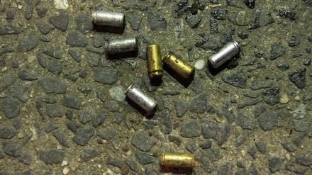 Märkisches Viertel: Unbekannter schießt mehrfach auf Berliner Wohnhaus