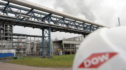 Chemieindustrie: Ostdeutsche Standorte von US-Chemiekonzern Dow gefährdet