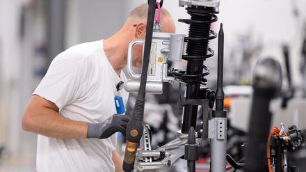 Industrie und Dienstleistungen: Arbeit kostet in Deutschland mehr als im EU-Schnitt