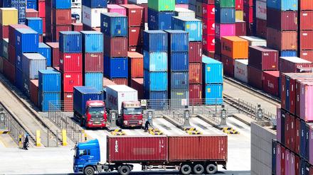 Chinas Wirtschaft unter Druck: Peking will per Gesetz private Firmen fördern