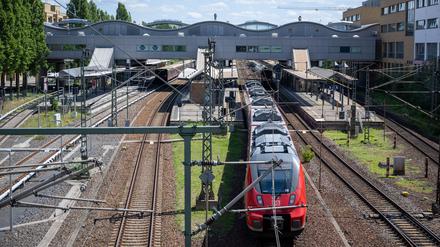 Nahverkehr: Anfrage: Zahl der Straftaten im ÖPNV deutlich gestiegen