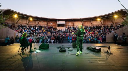 Kultur für Kinder auf dem Tempelhofer Feld in Berlin: Das Luftschloss startet die Open-Air-Saison für Familien