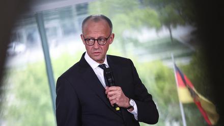 Angekündigte Migrationswende: Merz will offenbar „nationale Notlage“ ausrufen – Bundesregierung dementiert