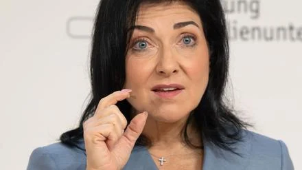 Energieversorgung: Ministerin Reiche verteidigt Pl&auml;ne f&uuml;r neue Gaskraftwerke