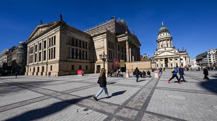 Wirte am Gendarmenmarkt sind unzufrieden: Gastronomie darf nach draußen – aber nur befristet