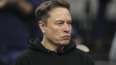Tech-Milliardär will sich „sehr auf X konzentrieren“: Weltweit meldeten Nutzer Probleme mit Musks Onlineplattform