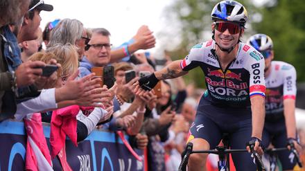 Radsport: Slowenien-Abstecher: Favorit Roglic verliert Zeit beim Giro