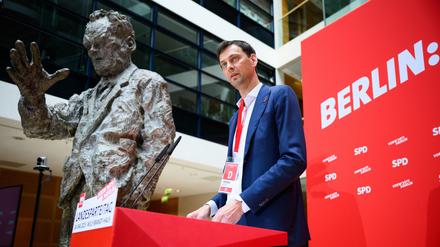 „Wir arbeiten mit einem klaren Kompass“: Berliner SPD-Chef Martin Hikel sieht Partei bald wieder im Roten Rathaus