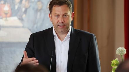 &bdquo;Es gibt klare Verabredungen&ldquo;: Klingbeil weist Haushaltstrickserei-Vorwurf der Gr&uuml;nen zur&uuml;ck