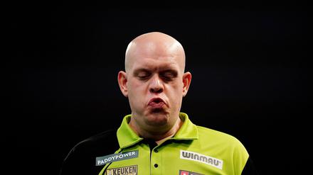 Dreimaliger Darts-Weltmeister: Ehe-Aus: Darts-Star van Gerwen kündigt Turnierpause an