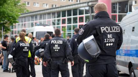 Aus Protest gegen Kürzungen des Senats: Besetztes Gebäude in Berlin-Lichtenberg geräumt – Personen in Polizeigewahrsam