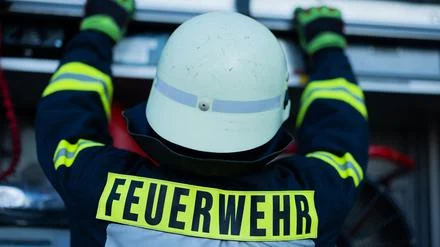 Brand in Berlin-Mitte: Müllraum eines 26-geschossigen Hochhauses in Flammen