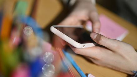 Schutz für Kinder: Bundesjustizministerin: Klare Altersgrenze für Social Media