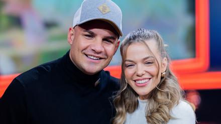 Kirche: Pietro Lombardi und Laura Maria Rypa lassen Sohn taufen