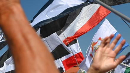 Umsturz und Lauterbach-Entführung: Razzia bei Kaiserreich-Unterstützer in Mecklenburg-Vorpommern