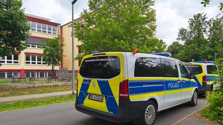 40 Kinder in Falkensee behandelt: 14-Jährige soll an Oberschule Reizgas versprüht haben