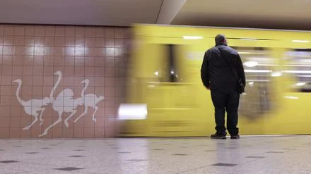 Messerverbot in Berliner Bussen und Bahnen: Wer mehrfach straffällig wird, kann seinen Führerschein verlieren