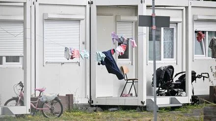 Neue Wohncontainer geplant: Berlin erweitert Unterkunft für Geflüchtete auf dem Tempelhofer Feld