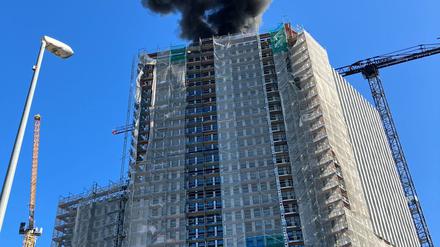 Notf&auml;lle: Brand auf Berliner Hochhaus-Baustelle