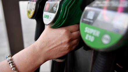 Tanken: ADAC: Spritpreise nach Nahost-Entspannung noch zu hoch