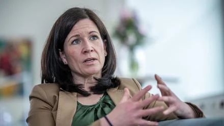 Mobbing in der Schule: Günther-Wünsch kündigt Konsequenzen an