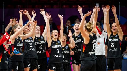 „The Sky is the limit“ : Deutsche Basketballerinnen ziehen EM-Fazit mit gemischten Gefühlen
