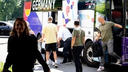 EM in der Schweiz: Fußballerinnen beziehen Basecamp in Zürich