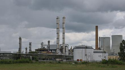 Chemische Industrie: Dow schließt Anlagen: Sorge in anderen Branchen