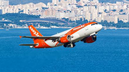 Die Preise heben ab: Für Deutsche sind selbst Billigflieger teuer