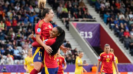 Fußball: Superstars und Supertalente: Wie Spanien die EM dominiert