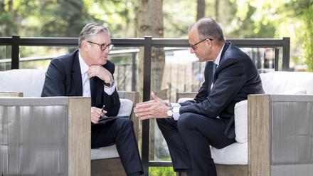 Merz besucht Großbritannien: Beistand? Ja. Visafreiheit? No.