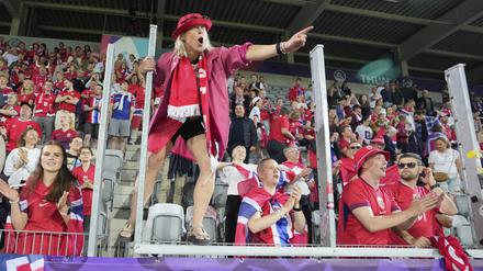 „Die Leute schlagen sich um Tickets“: Uefa-Direktorin Keßler fordert größere Stadien