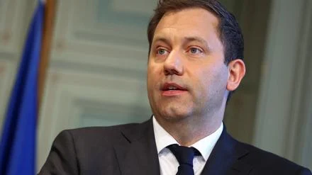 Klingbeil weist Forderungen aus Union zurück: SPD will an Brosius-Gersdorf als Verfassungsrichterkandidatin festhalten