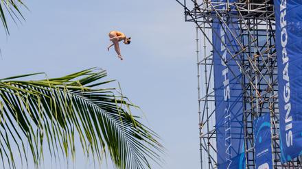 Klippenspringen in Singapur: Springende Mama Schmidbauer: &bdquo;Es darf nichts schieflaufen&ldquo;
