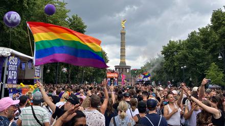 Christopher Street Day: CSD in Berlin mit lautem Protest und erh&ouml;htem Schutz