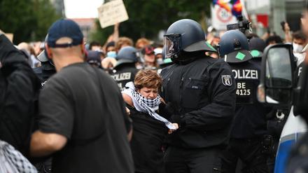Nahost: Pal&auml;stina-Demo aufgel&ouml;st - Rangeleien mit Polizei